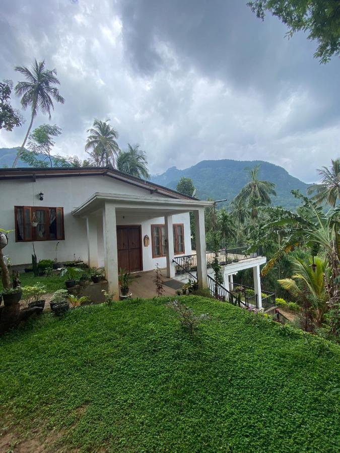 Pearl'S Homestay Matale Bagian luar foto